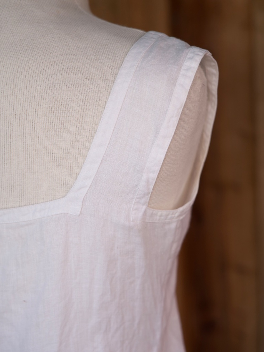 Vintage Y2K Giorgio Armani 100% Linen Button Down Tank Made In Italy Woman's XS - Picture 12 of 16